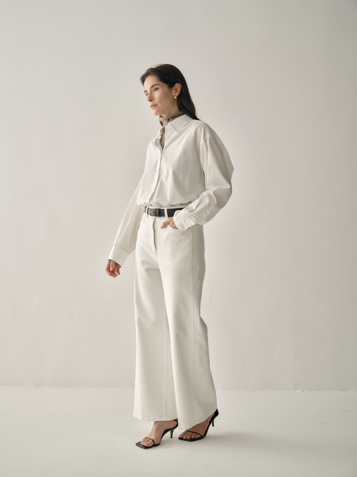 White Wide-Leg Jeans with Leather Belt