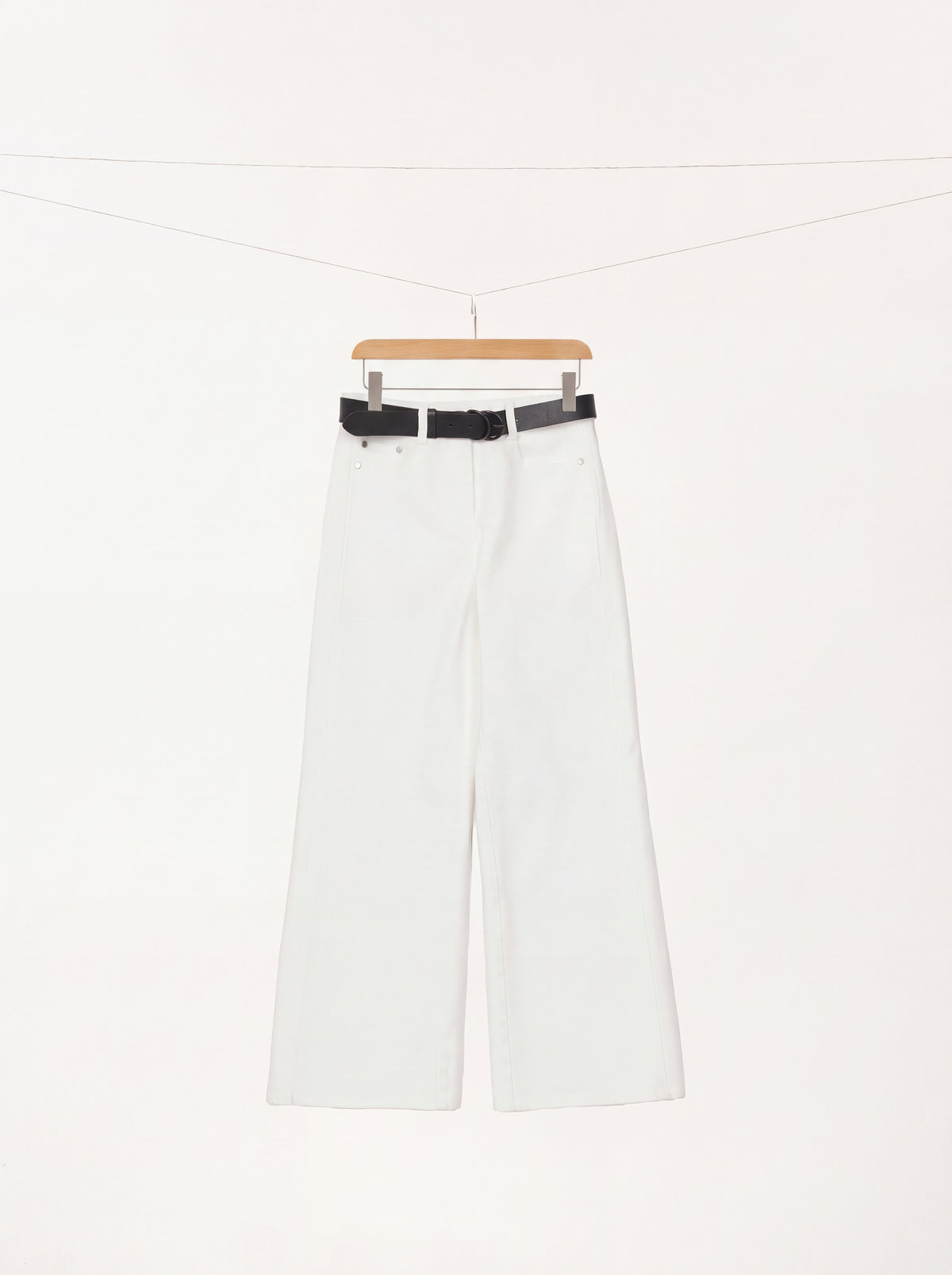 White Wide-Leg Jeans with Leather Belt